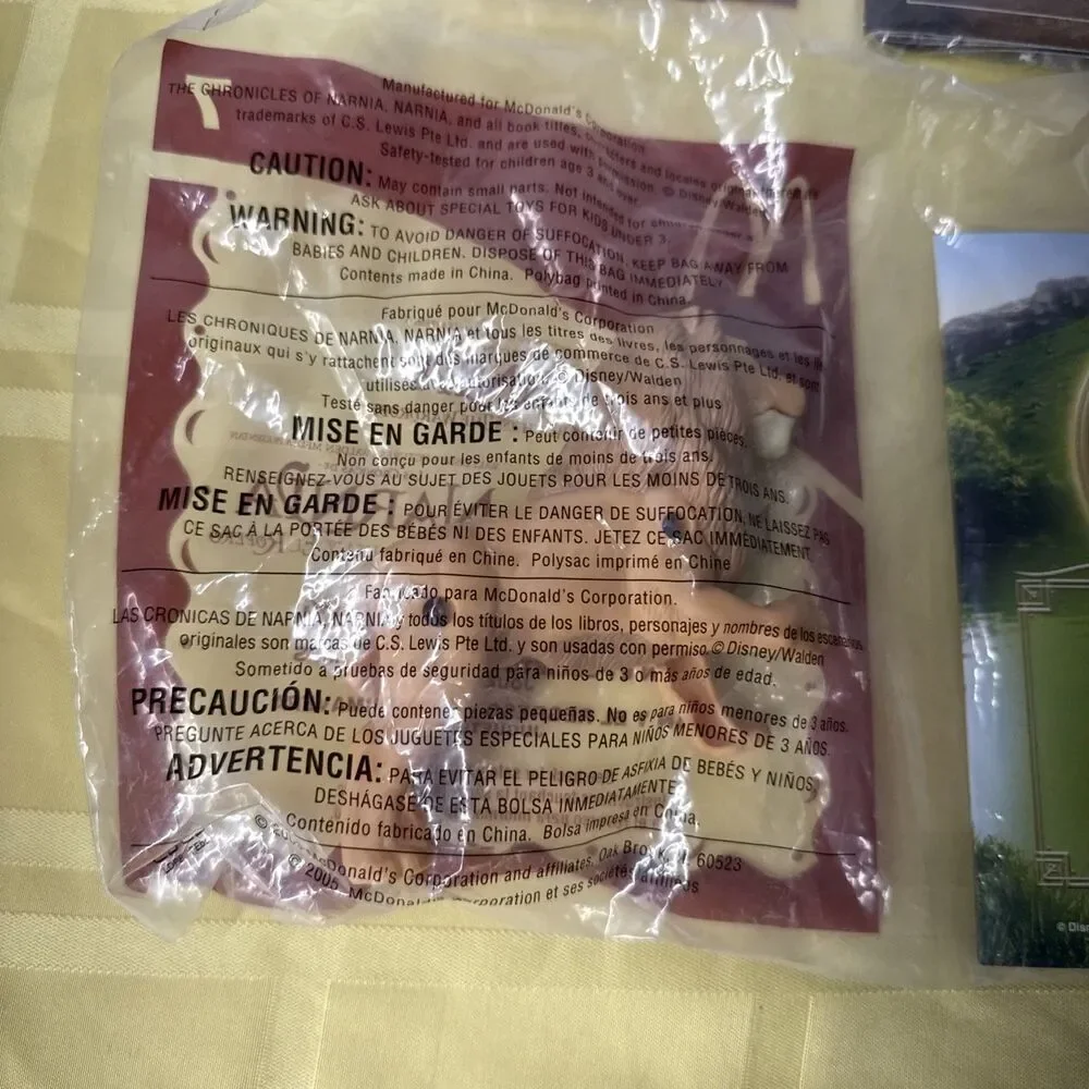 McDonald’s Narnia Toys 1 and 7 Aslan Lion And Lucy Pevensie New In Package - Picture 9 of 9